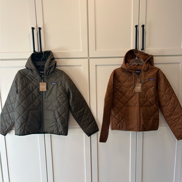 Patagonia Quilted Bomber Hoody - Picture 10 of 10